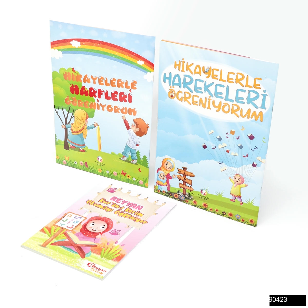 90423.jpg Furkan Çocuk - Hikayelerle Harekeleri Öğreniyorum + Furkan Çocuk - Hikayelerle Harfleri Öğreniyorum + Reyyan Çocuk - Kuran-Kerim Okumayı Öğreniyorum Elif-Ba (17*24) - Görsel 1
